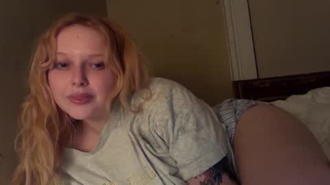 Snapshot of cherrykitten11 chatting on 27, 2, 2026 cherrykitten11 online show from 27, 2, 2026