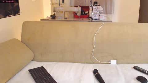 Snapshot of cherryl_b chatting on 10, 2, 2025 Cereza online show from 10, 2, 2025