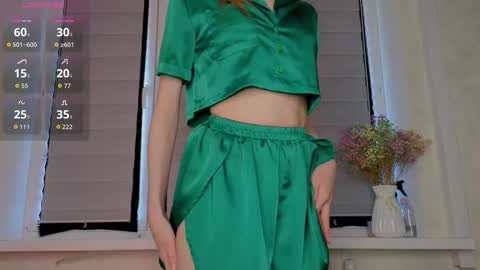 Lysia online show from 6, 10, 2025