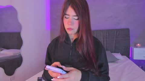 Snapshot of cherrysnow_ chatting on 4, 2, 2025 Cherry online show from 4, 2, 2025