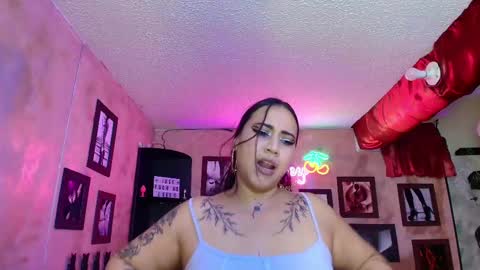 Snapshot of cherryy_bombshelll chatting on 15, 9, 2025 cherry online show from 15, 9, 2025