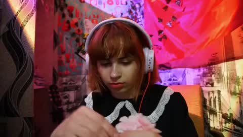 Janett online show from 7, 4, 2026