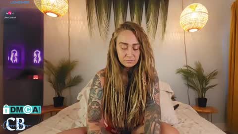 Chevi Blue online show from 3, 3, 2025