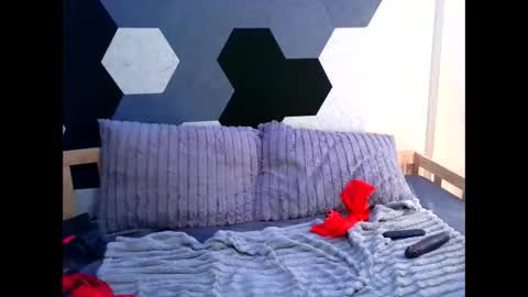 Snapshot of cheyennel chatting on 4, 12, 2025 cheyennel online show from 4, 12, 2025