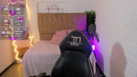 Snapshot of chiara_tay chatting on 26, 9, 2025 Chiara online show from 26, 9, 2025