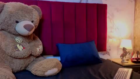 Snapshot of chiarajjones chatting on 18, 7, 2026 CHIARA online show from 18, 7, 2026