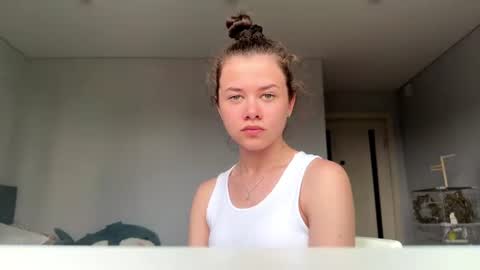 Snapshot of chiarounsaville chatting on 23, 6, 2026 Eli will make your day a little brighter online show from 23, 6, 2026
