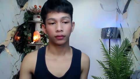 chick_renz online show from 10, 10, 2025