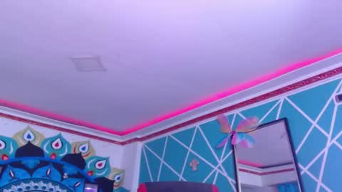 chico_explosivo online show from 4, 3, 2026