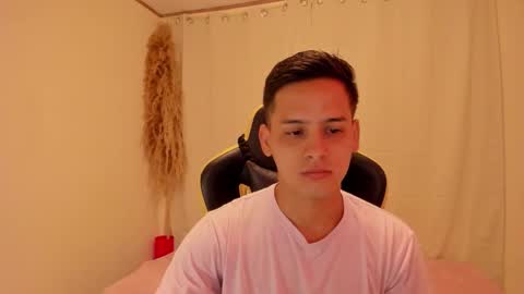 chicos_sexy online show from 13, 1, 2026