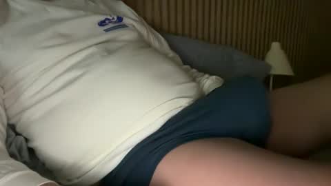 Snapshot of chiguy63v4 chatting on 9, 11, 2025 chiguy63v4 online show from 9, 11, 2025