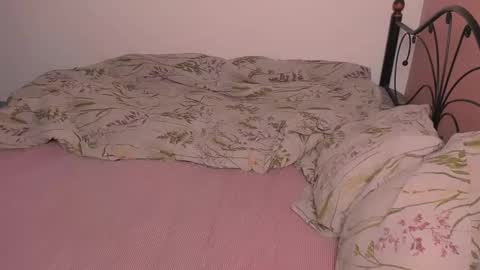 Snapshot of chilivanilla chatting on 10, 10, 2025 lalaland online show from 10, 10, 2025