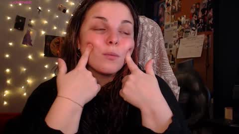 Saya online show from 7, 10, 2025