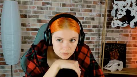 Bella online show from 18, 9, 2025