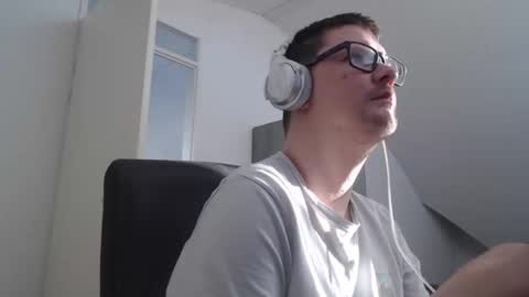 chillzonecam online show from 1, 5, 2026