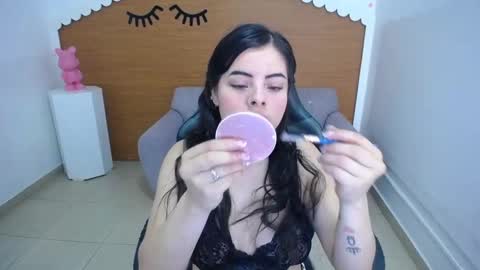 Snapshot of chinatsu_t chatting on 14, 9, 2025 Kelly online show from 14, 9, 2025