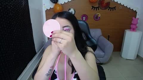 Snapshot of chinatsu_t chatting on 13, 10, 2025 Kelly online show from 13, 10, 2025