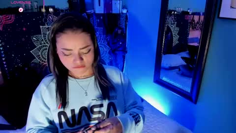 Chloeallennn  online show from 29, 4, 2026