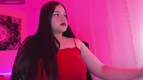 chloe online show from 28, 10, 2025