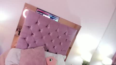 Chloe online show from 23, 1, 2025