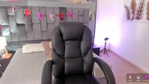 Chloe online show from 16, 2, 2025