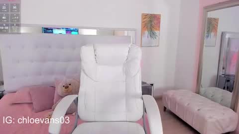 Chloe online show from 14, 9, 2025