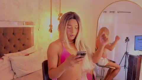 Chloe online show from 6, 7, 2026