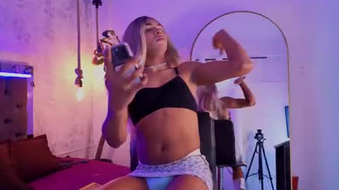 Chloe online show from 13, 7, 2026
