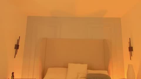 Chloe online show from 18, 4, 2026