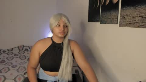 chloe_kisses online show from 8, 4, 2026