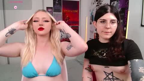 Chloe Levine online show from 8, 2, 2026