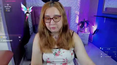 Snapshot of chloe_prg chatting on 4, 11, 2025 chloe_prg online show from 4, 11, 2025