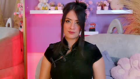 Snapshot of chloe_rem chatting on 12, 1, 2025 . online show from 12, 1, 2025