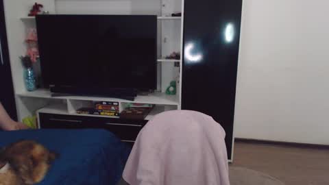 Chloe online show from 13, 2, 2025