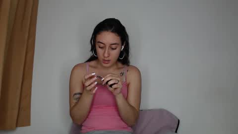 Chloe  online show from 26, 9, 2025