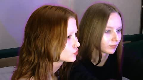 Snapshot of chloe_wifey chatting on 4, 4, 2026 chloe wifey online show from 4, 4, 2026