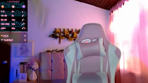 Chloe online show from 7, 11, 2025