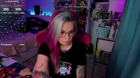 ChloeKohaku online show from 11, 2, 2025