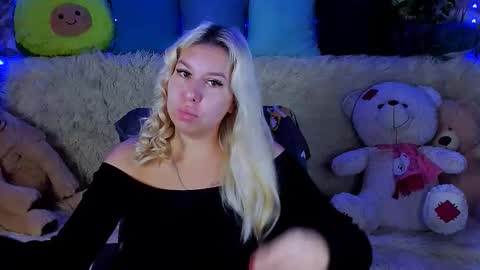 ChloeRicci online show from 20, 9, 2025