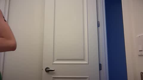 chloeros3e online show from 19, 9, 2025