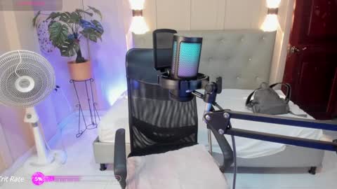 Chloe rosse online show from 17, 1, 2025