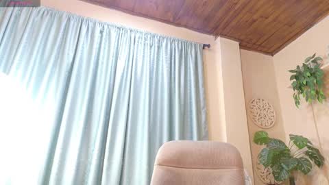 Chloe rosse online show from 19, 10, 2025