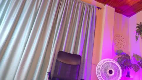 Chloe rosse online show from 20, 12, 2025