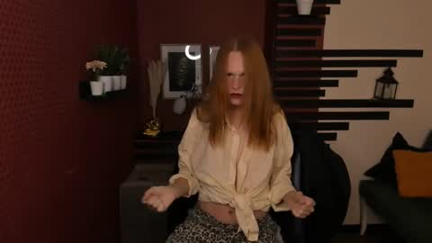 Chloe online show from 5, 11, 2025