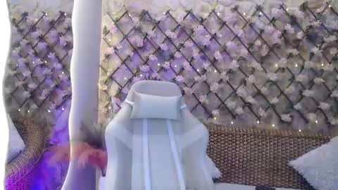 Snapshot of chloevixen_ chatting on 6, 1, 2026 chloe vixen online show from 6, 1, 2026