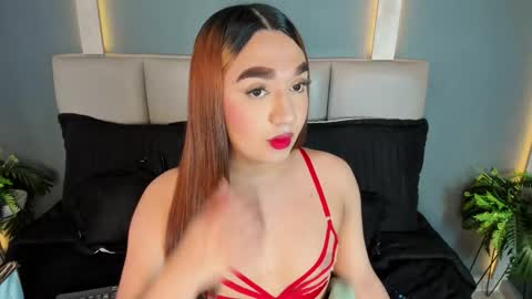 Snapshot of chloevixen_ chatting on 8, 1, 2026 chloe vixen online show from 8, 1, 2026