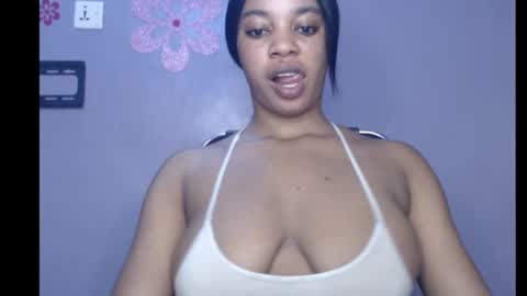 Snapshot of choco_chocox chatting on 31, 1, 2025 ESTHER online show from 31, 1, 2025