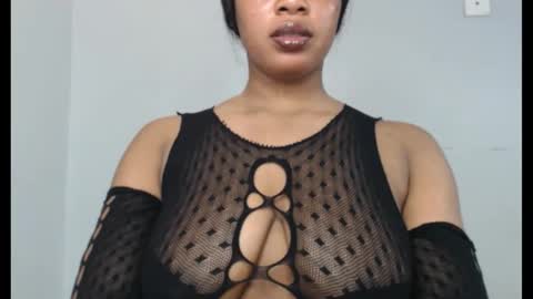 Snapshot of choco_chocox chatting on 12, 10, 2025 ESTHER online show from 12, 10, 2025