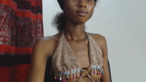 choco_petitqueen online show from 14, 12, 2024