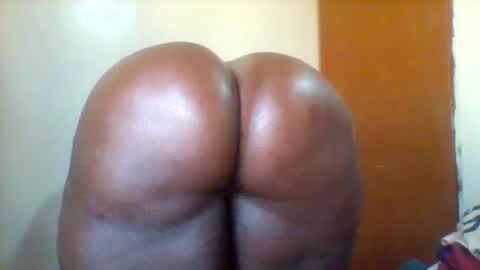 Snapshot of chocobabe002 chatting on 13, 9, 2025 chocobabe002 online show from 13, 9, 2025